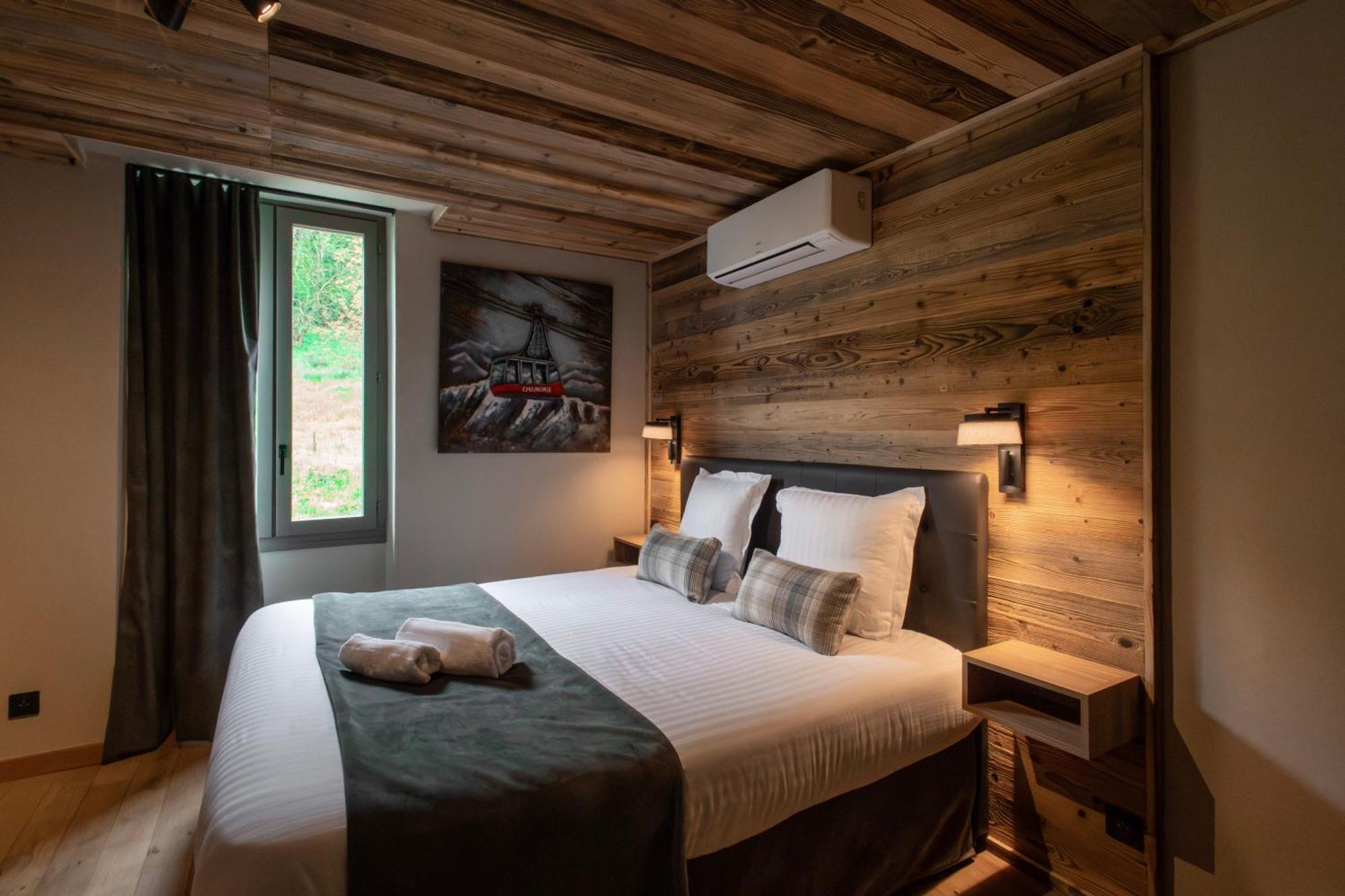 Les Lodges Du Lac Saint-Alban-de-Montbel Екстериор снимка